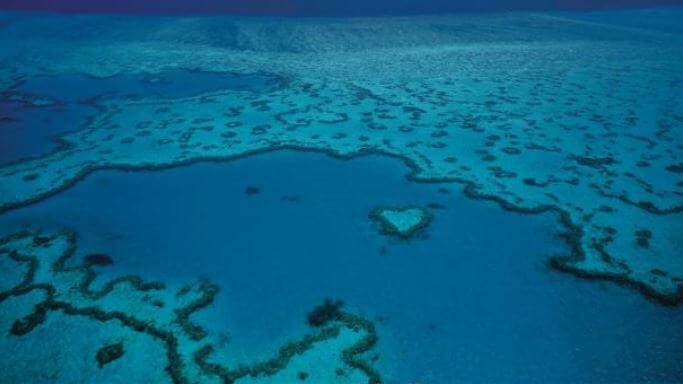 Atollo a forma di cuore, Heart Reef, Grande Barriera corallina, Australia