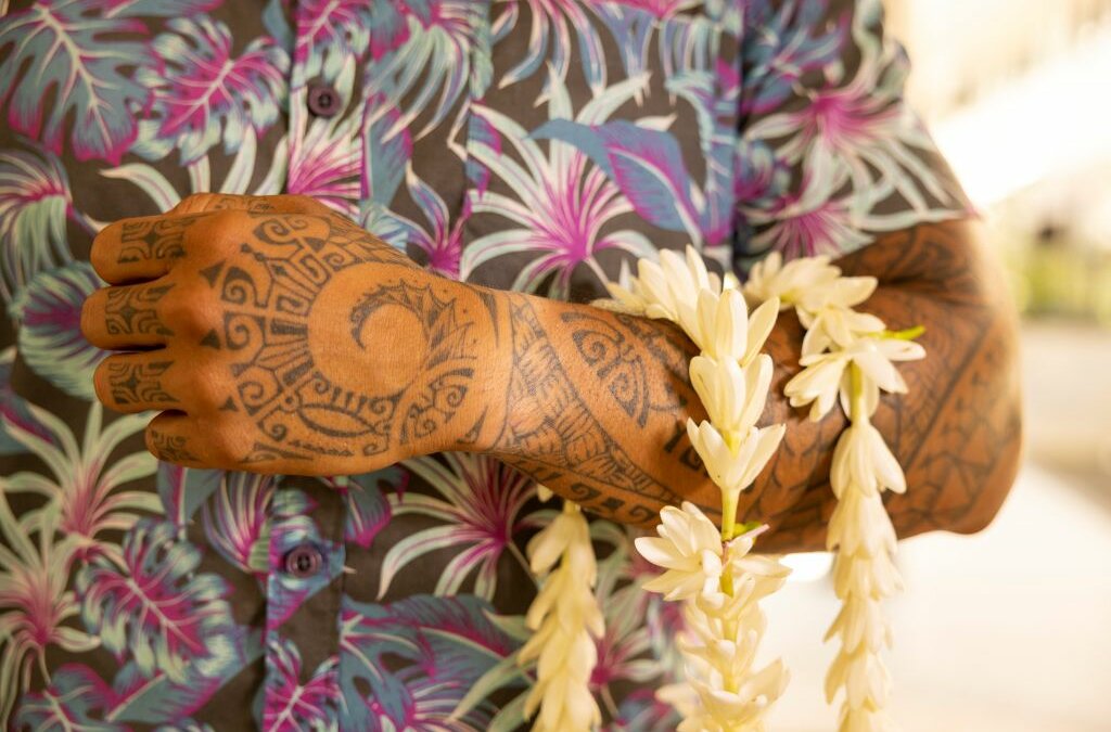Tatau Maohi: il tradizionale tatuaggio polinesiano