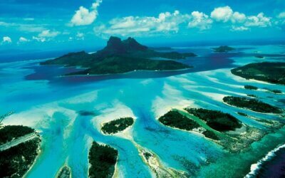Può un vulcano diventare una meravigliosa isola della Polinesia?
