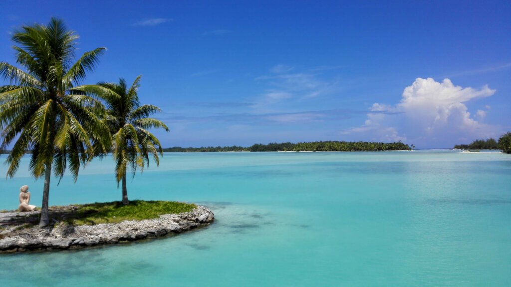 Vista dall'aeroporto di Bora Bora 