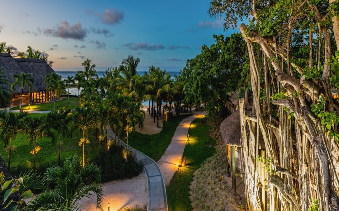 Canonnier Beachcomber Golf Resort & Spa 4*