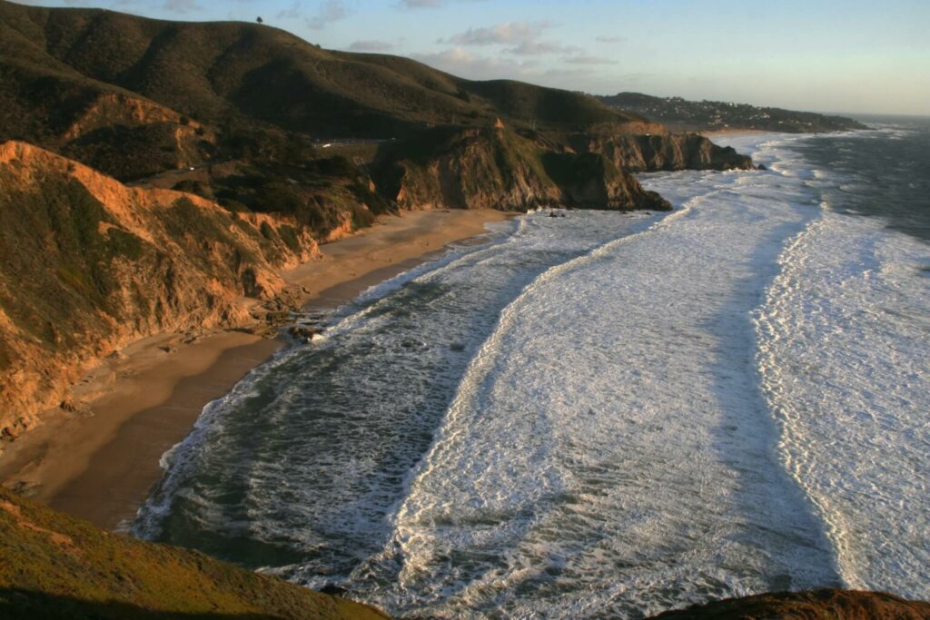 Gray Whale Cove State Beach, Half Moon Bay, United States sol-mitnick