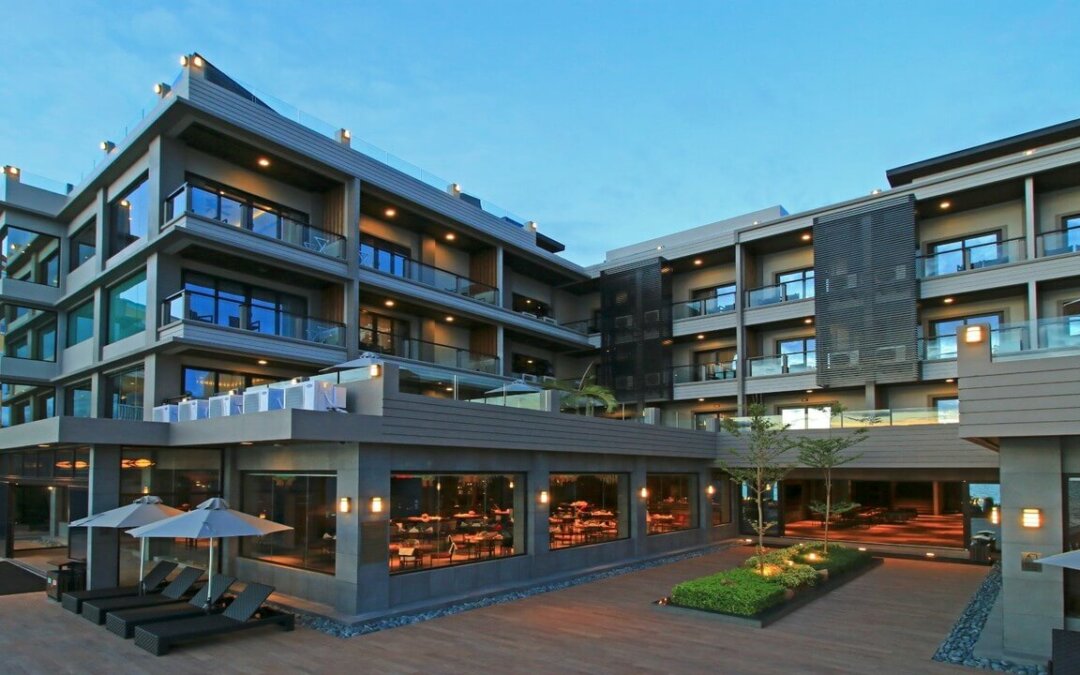 Two Seasons Coron Bayside Hotel 4*