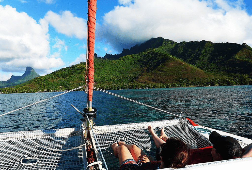 Moorea - Crociera al tramonto catamarano Taboo