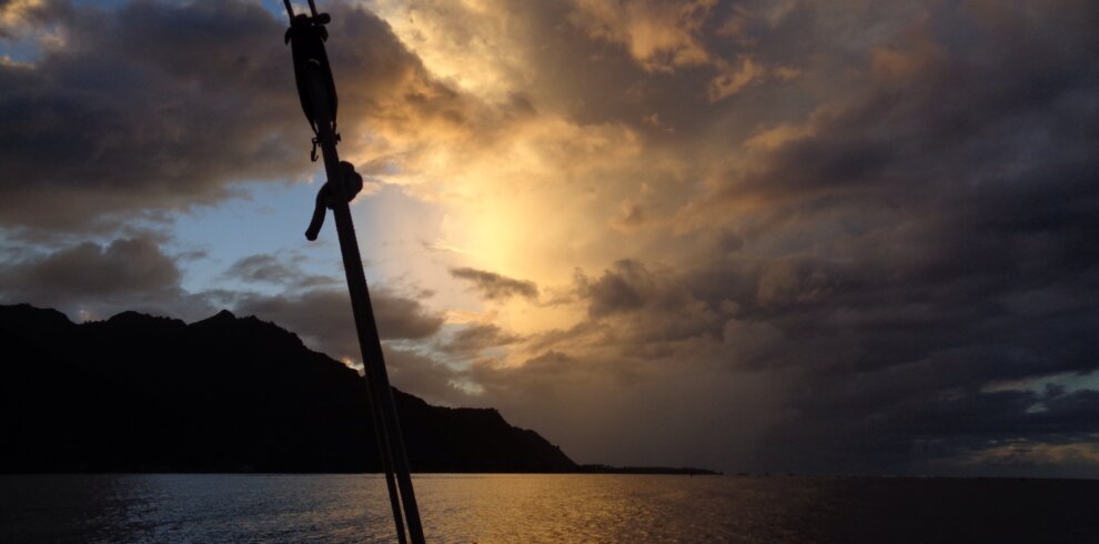 Moorea - Crociera al tramonto catamarano Taboo
