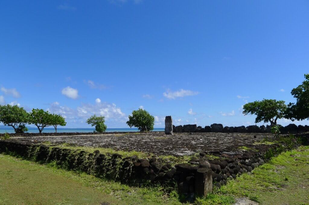 Raiatea di ieri e di oggi marae