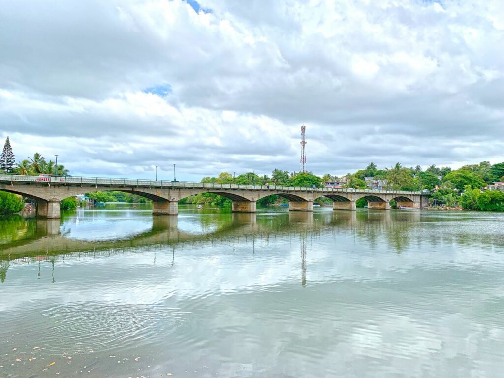 Vizit Mahebour Cavendish Bridge