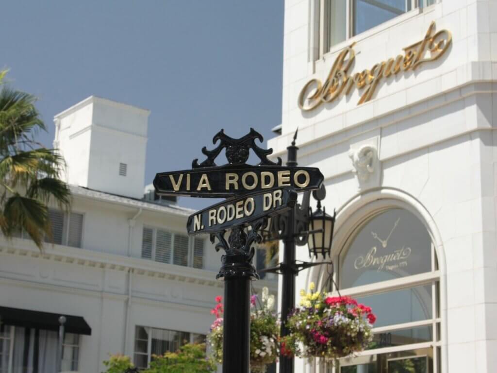 Beverly Hells – Rodeo Drive